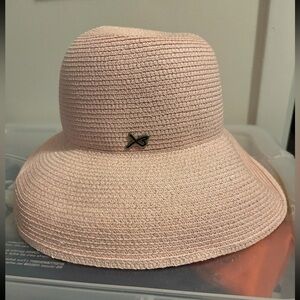 Betmar Floppy Straw Hat NWT- pink one size fits most